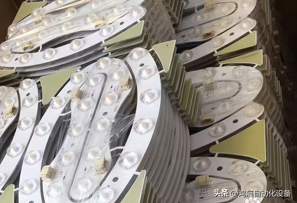 LED透镜粘铝基板自动点胶工艺_diode_鸿展视觉喷射点胶机