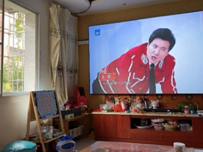 多少钱的投影仪效果好？当贝投影怎么样？