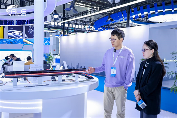 laserdiode_ 2025国际汽车照明博览会 英迪芯微 产品展示 _