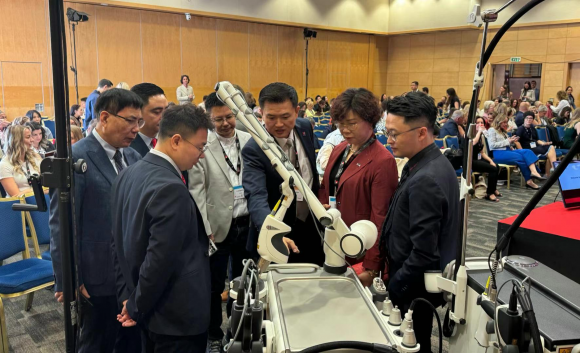 laser_黎京雄Fotona4DPro亚洲方案_斯洛文尼亚激光美容研讨会