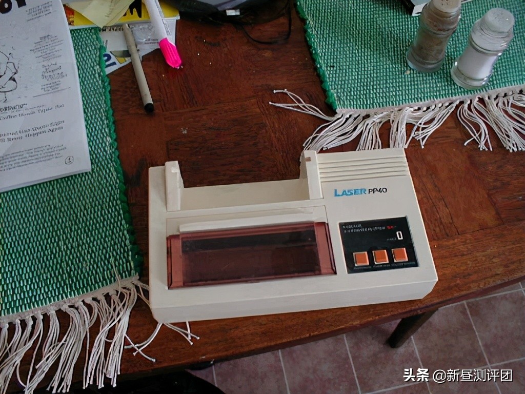 laser虚拟男团_laser_laser是什么意思