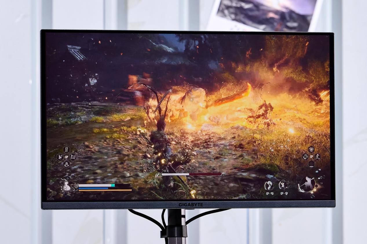 27英寸4K 240Hz显示器推荐_diode_技嘉MO27U2 4K QD-OLED显示器评测