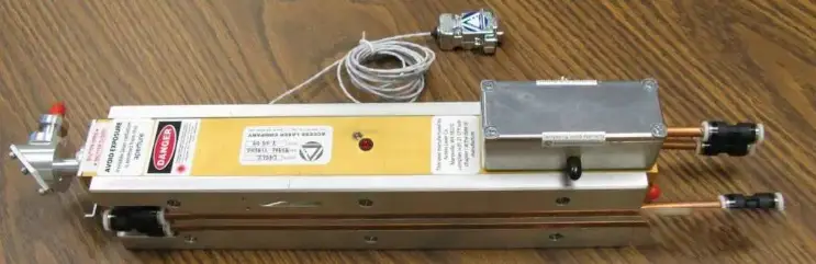 laser_激光器分类运转方式_固体脉冲红宝石激光器发展